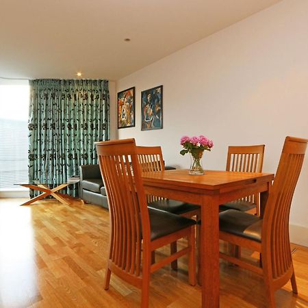 Riverside 1 Bed Apartment London Bagian luar foto